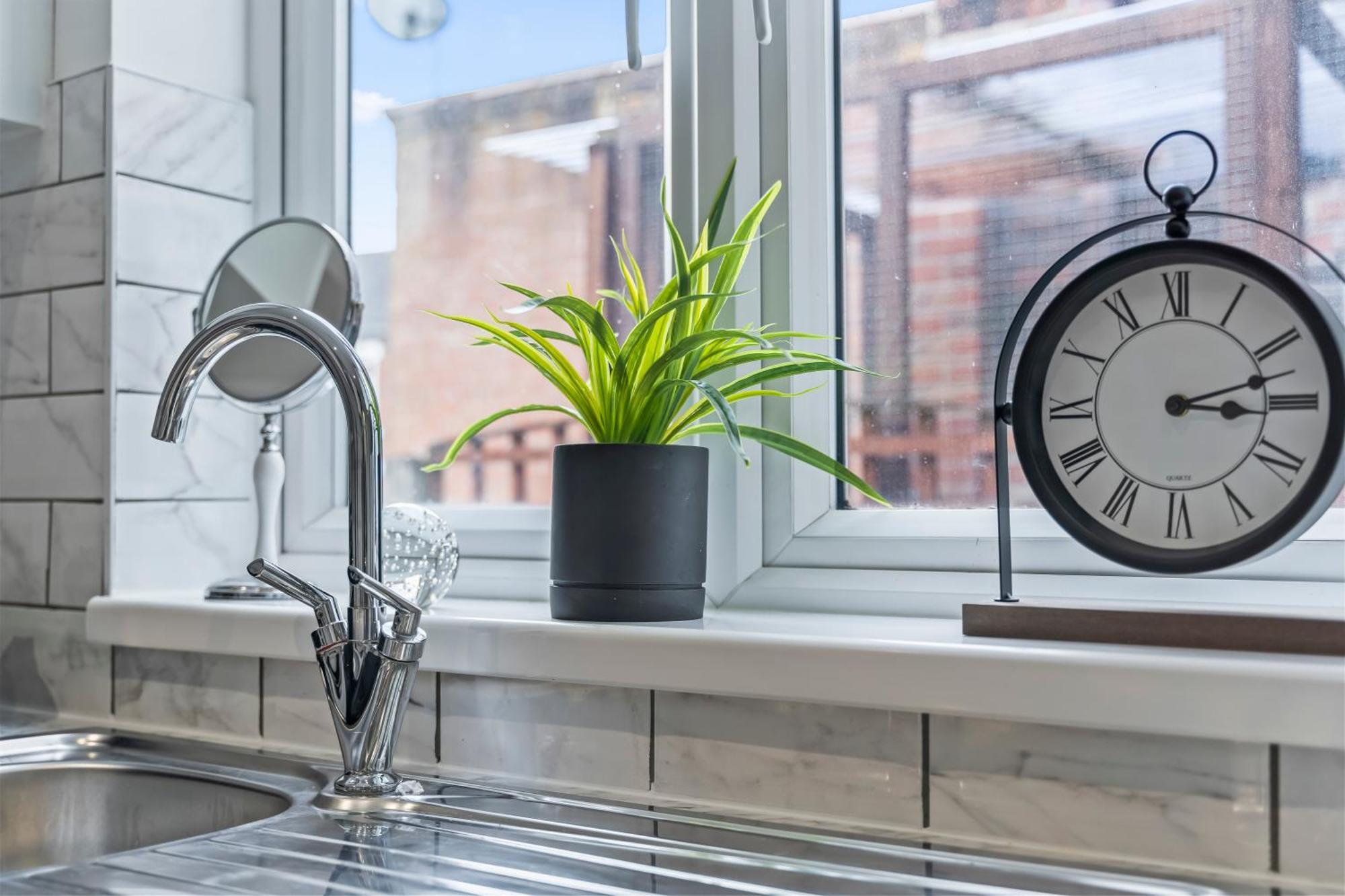 4 Bedroom, 2 Bath In Newcastle Town Centre Екстер'єр фото