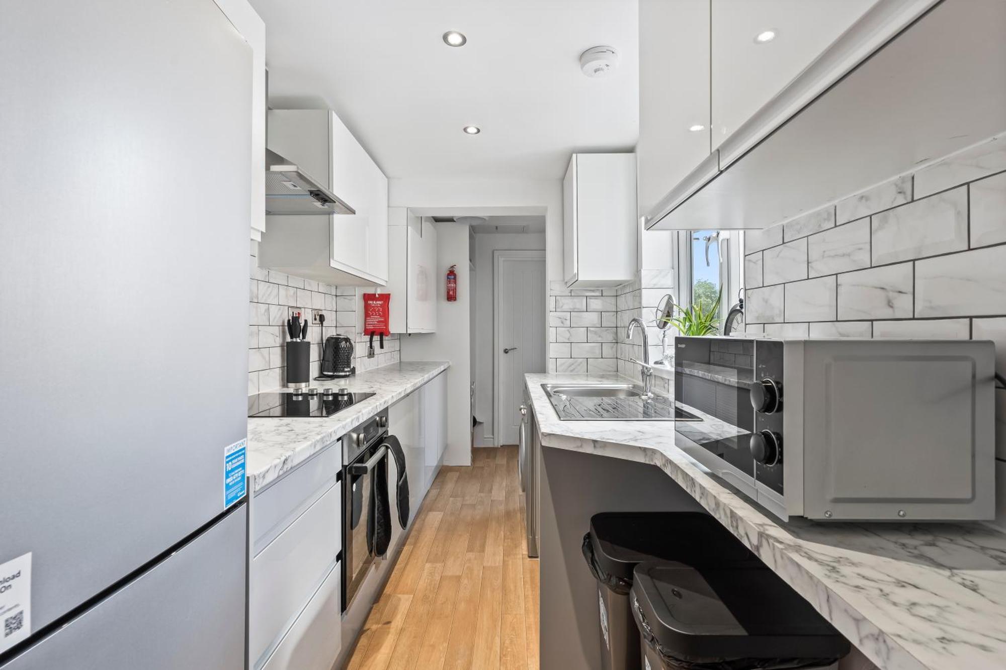 4 Bedroom, 2 Bath In Newcastle Town Centre Екстер'єр фото