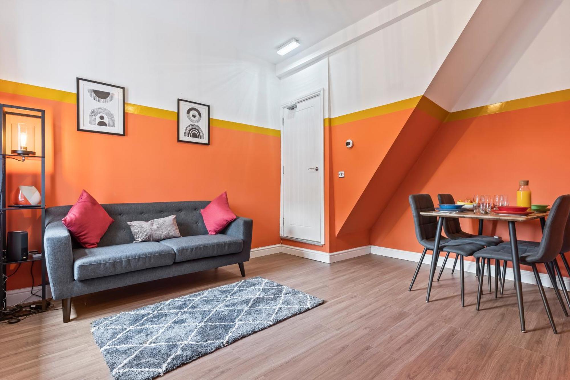 4 Bedroom, 2 Bath In Newcastle Town Centre Екстер'єр фото