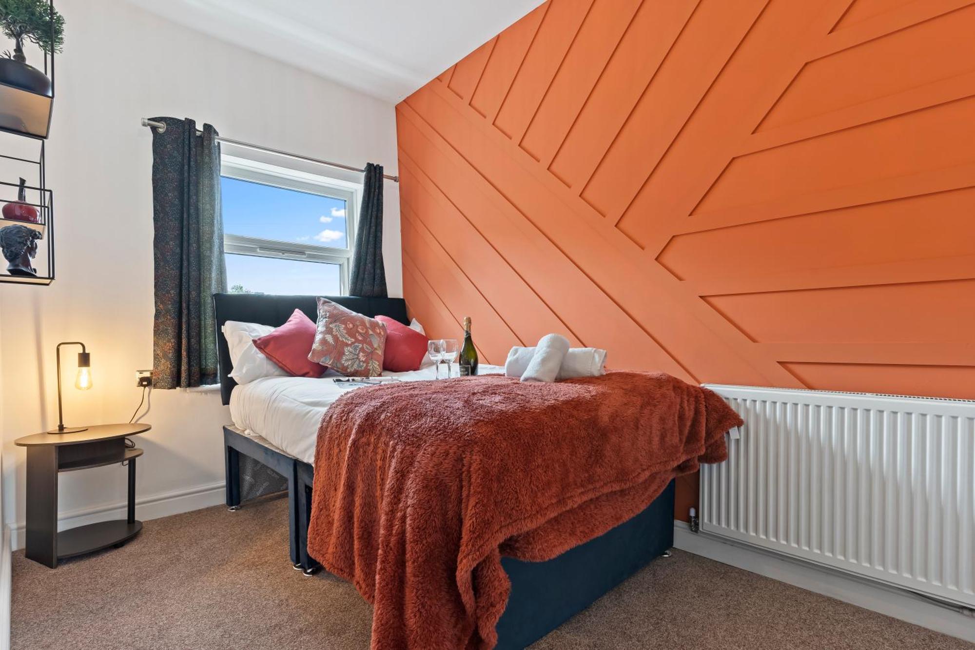 4 Bedroom, 2 Bath In Newcastle Town Centre Екстер'єр фото